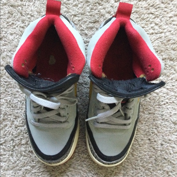 🔥🔥HOST PIC🔥🔥Jordan Sneakers - Picture 8 of 16